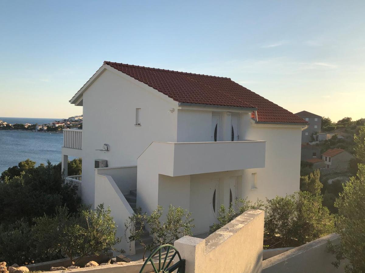 Holiday Home - Apartment Carmen Sevid Exterior foto
